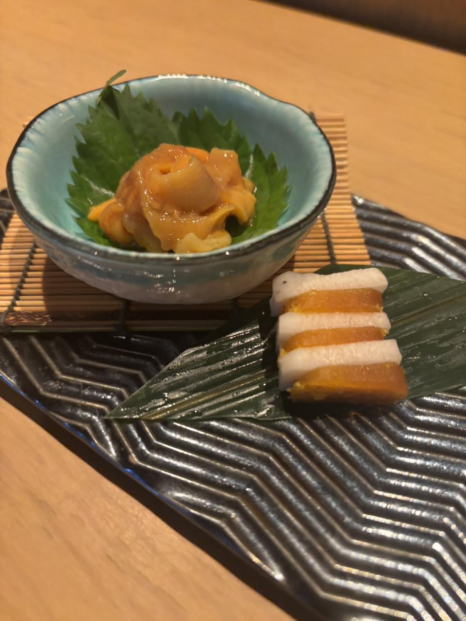 ホヤの塩辛　カラスミ大根